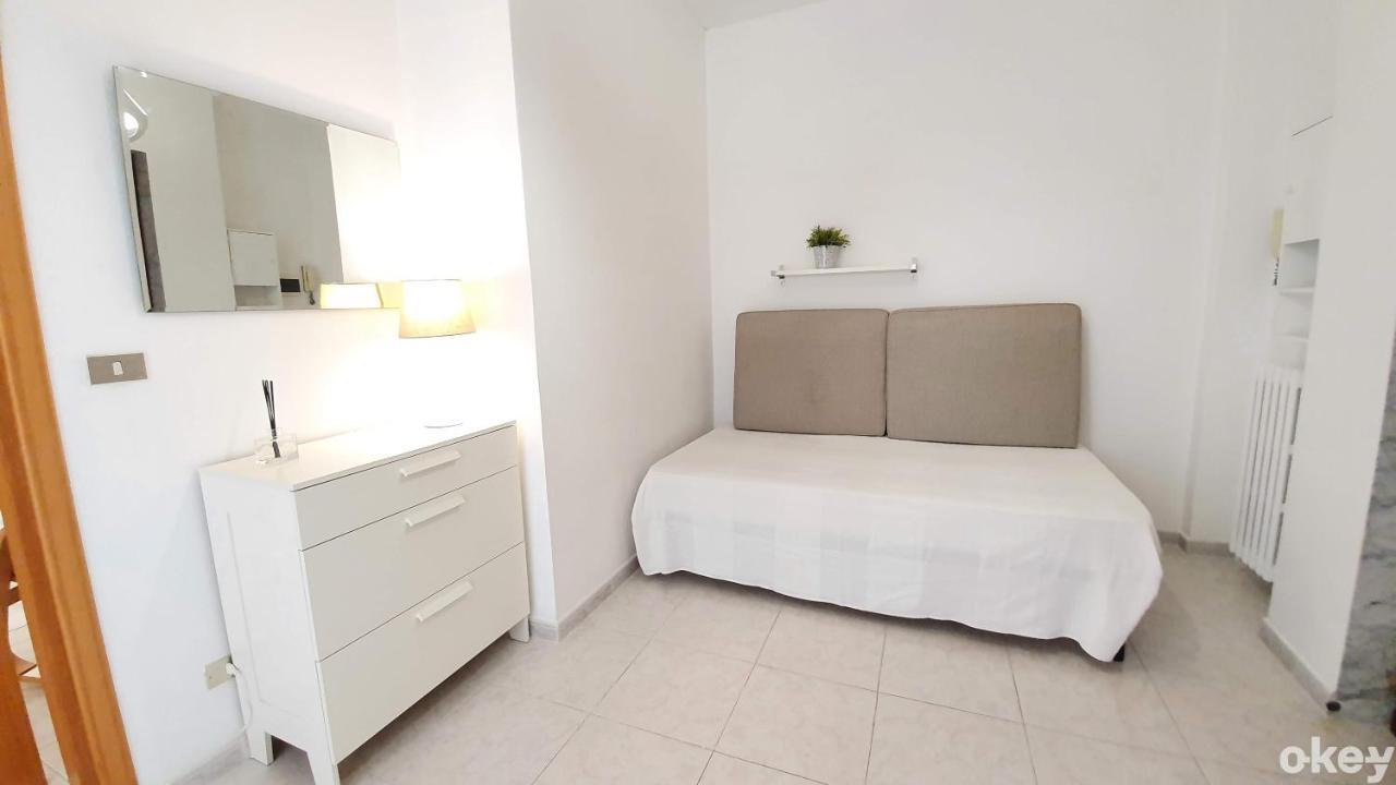Doctor House - Bari Policlinico Lägenhet Exteriör bild